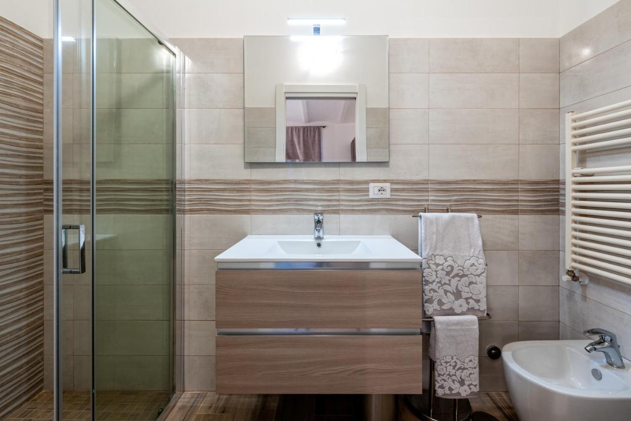 Tour De Rome Apartment Bagian luar foto